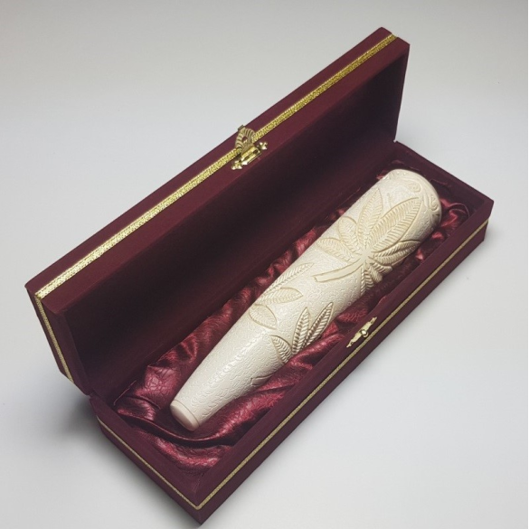 Merskum Chillum Cannabis 20.5cm Merskum Chillum Cannabis 20.5cm